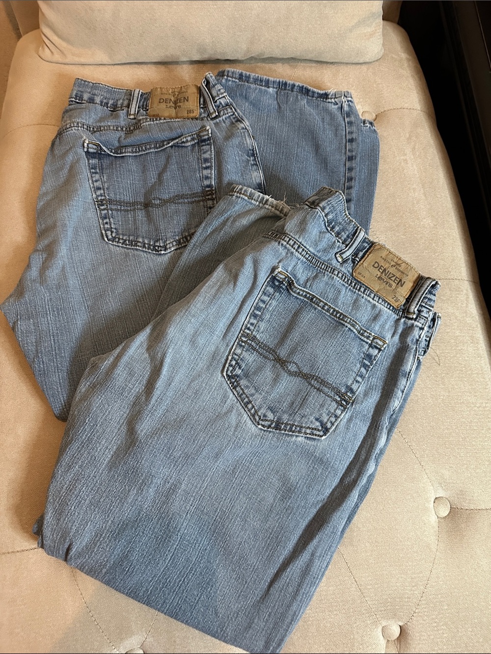 Denizen from Levi's Relaxed Fit Light Blue Denim Jeans - Pair